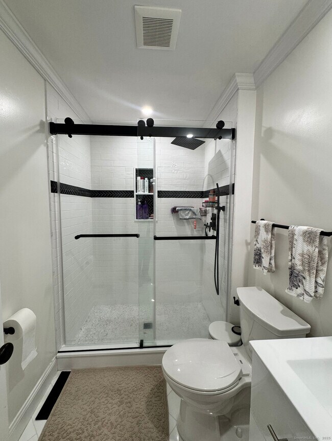 Building Photo - 1455 Madison Ave