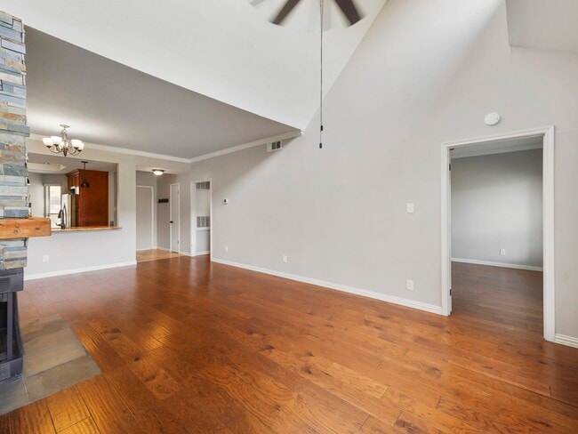 Building Photo - 4144 Greystone Way