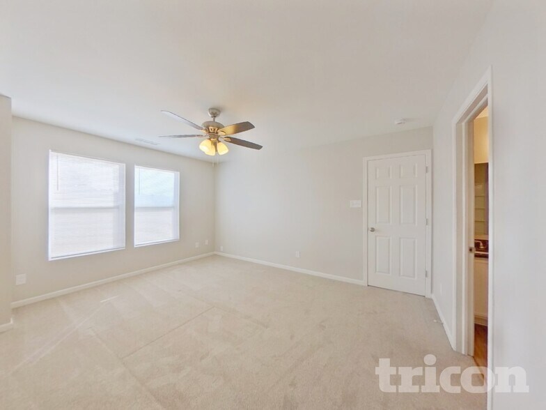 Building Photo - 7320 Mitzi Deborah Dr