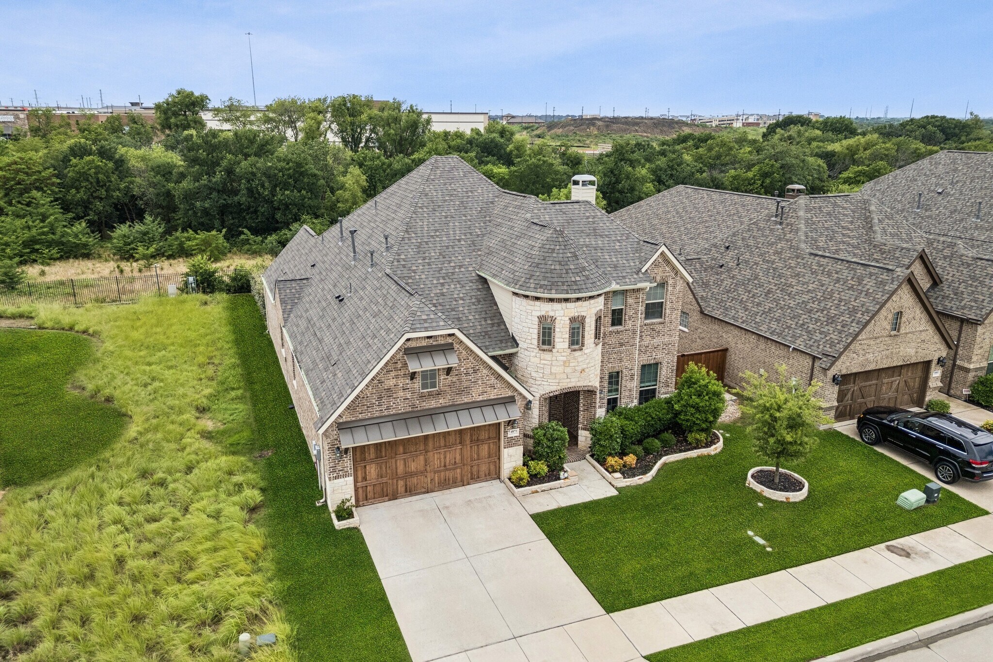 Building Photo - 4871 Lockwood Dr