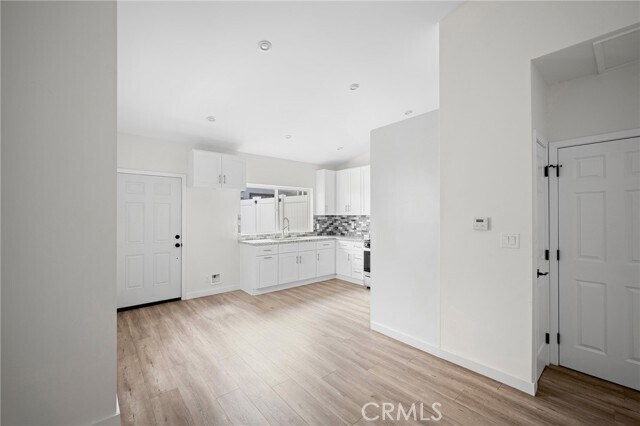 Building Photo - 10321 Sherman Grove Ave