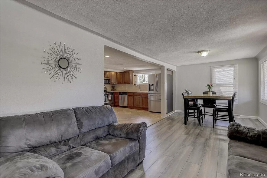 Front living room and dining area - 4161 Milwaukee St