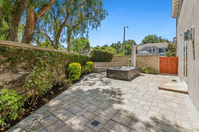 Building Photo - Newly Remodeled 4 Bedroom Aliso Viejo Home...