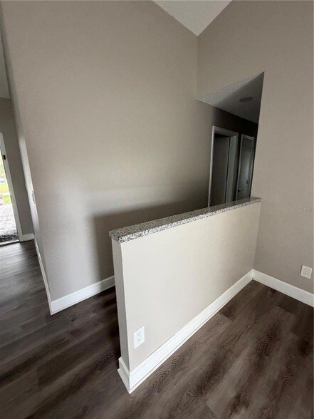 Building Photo - 1229 Allendale Dr