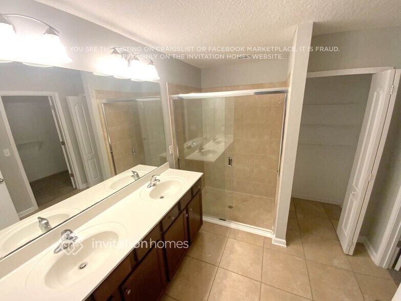 Building Photo - 284 Timberwood Dr