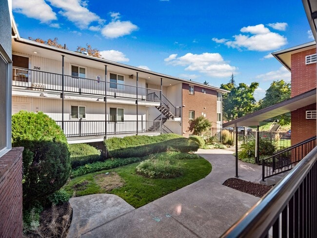 Building Photo - Comfort & Convenience in the Heart of Spok...