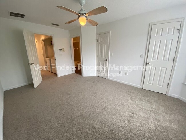 Building Photo - 1524 Fieldview Dr