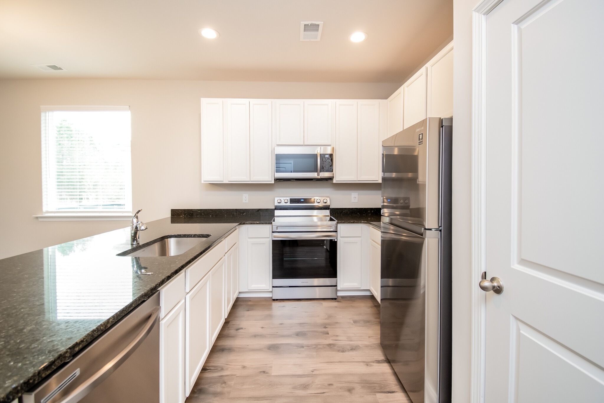 Building Photo - 1184 Warrens Way