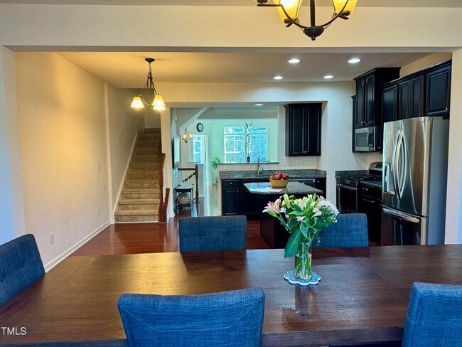 Building Photo - 408 Berry Chase Way