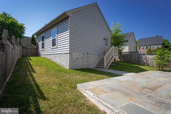 Building Photo - 2515 Baileys Pond Rd