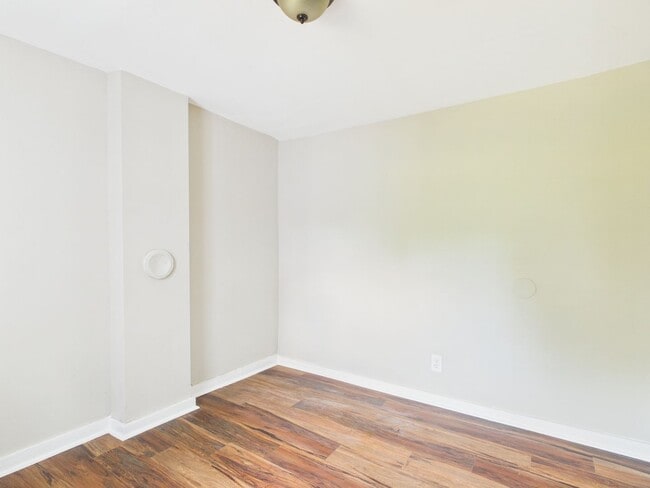 Building Photo - 529 Harrison St