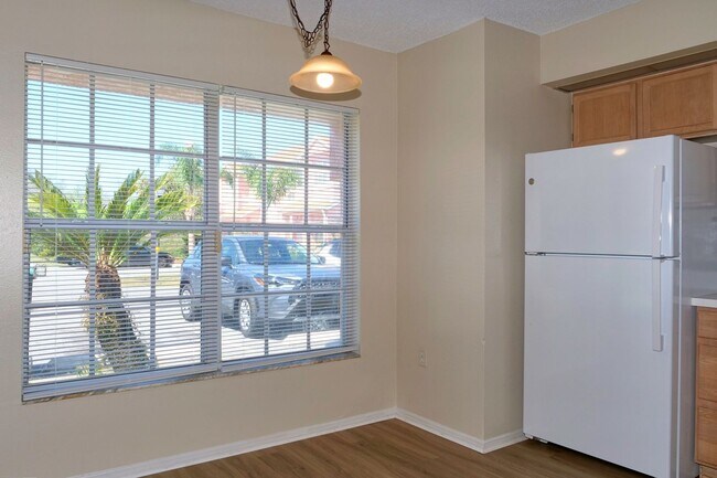 Building Photo - Nice 3 bedroom /2 bath 2 story townhome at Park Place at Meadows Woods in Orlando