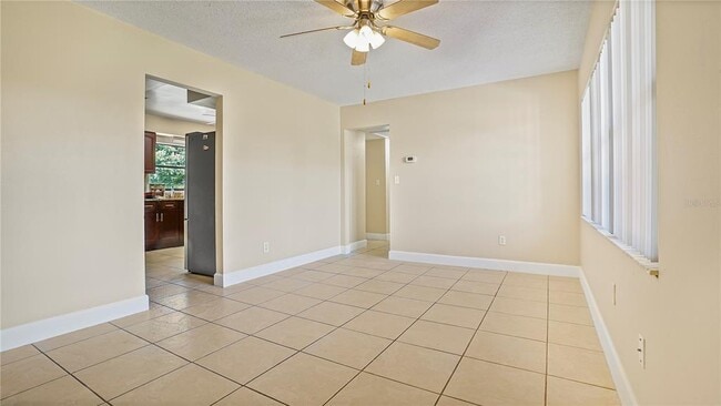 Building Photo - 5717 Lawndale Rd