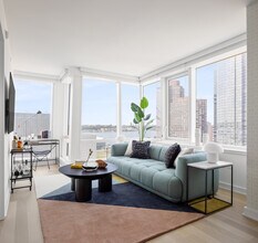 Interior Photo - Lyra
