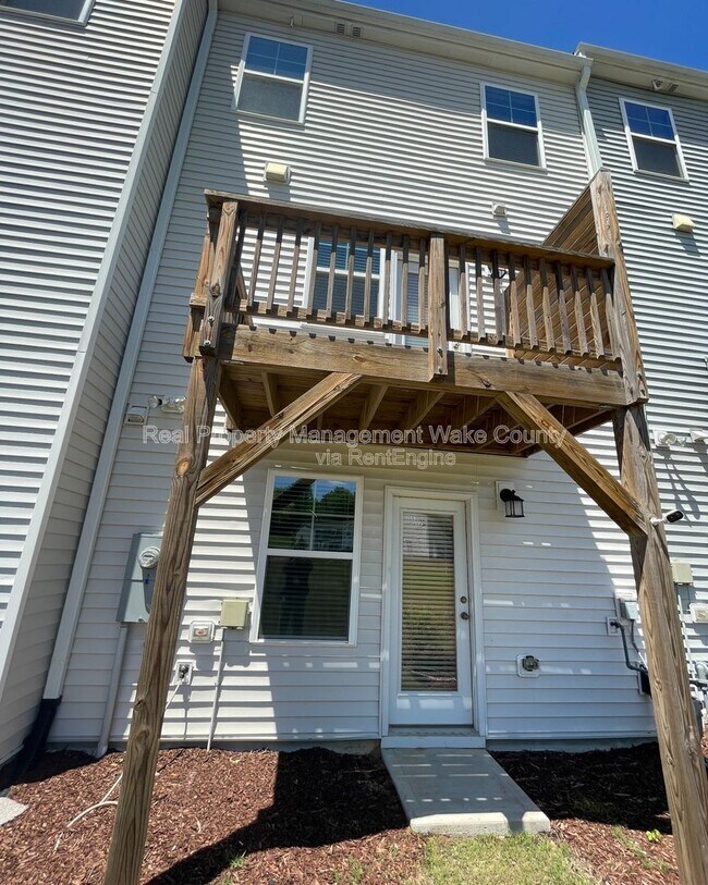Building Photo - 2727 Chert Ln