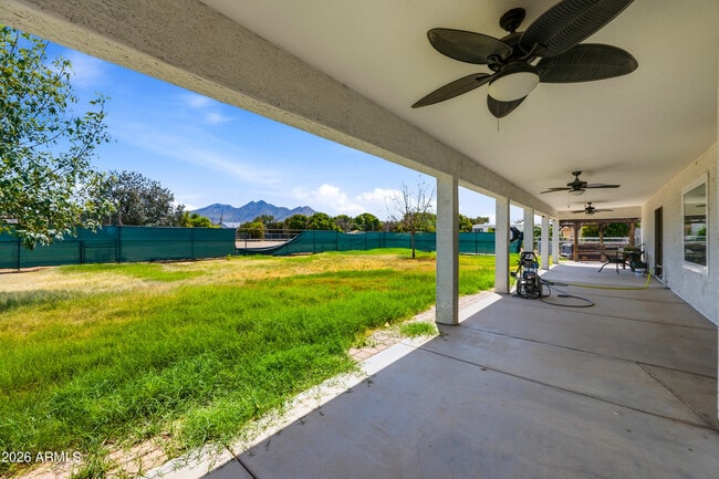 Building Photo - 18333 E Sunnydale Dr