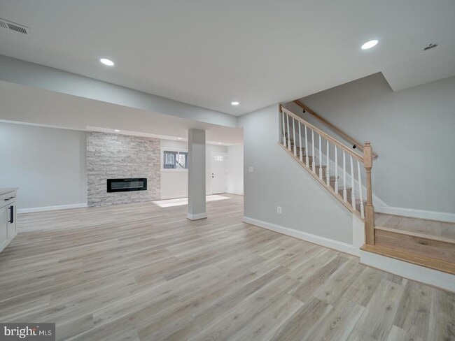 Building Photo - 4432 Indigo Ln