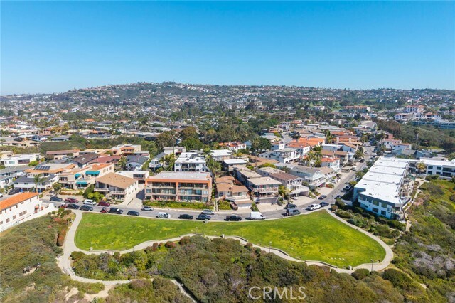 Building Photo - 237 Avenida Montalvo