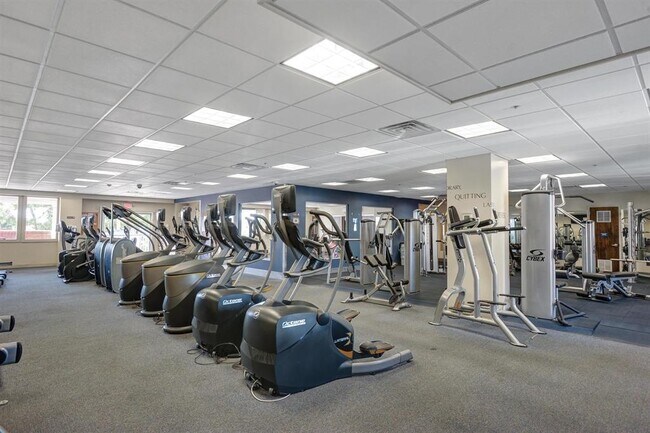 Building Photo - 15 Enterprise Ct