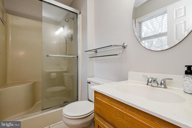 Building Photo - 517 Stockbridge Ct