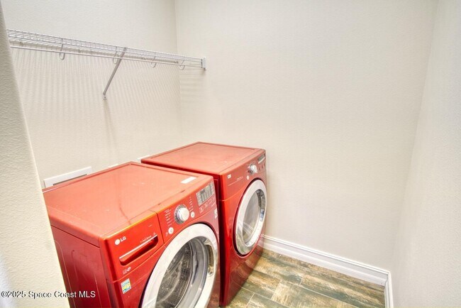 Building Photo - 8087 Quimby Ct