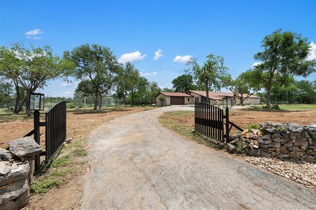 Primary Photo - 2020 Hilliard Rd
