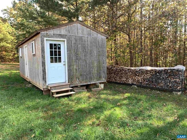 Building Photo - 7136 Venable Rd