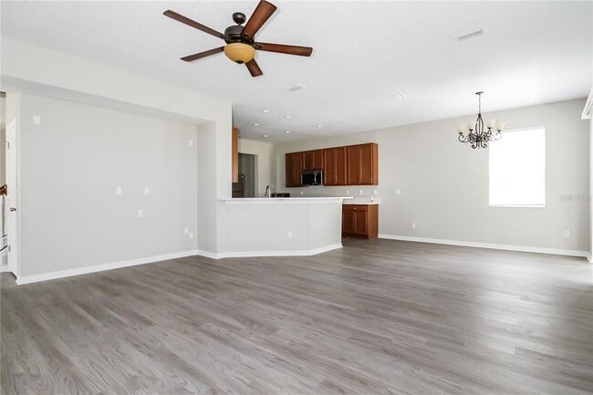 Building Photo - 7412 Bridgeview Dr