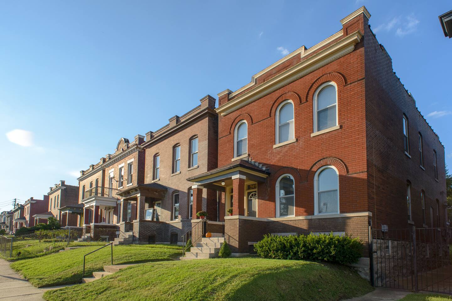 Building Photo - 3411 Park Ave