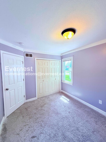 Building Photo - 25107 Rosenbusch Blvd