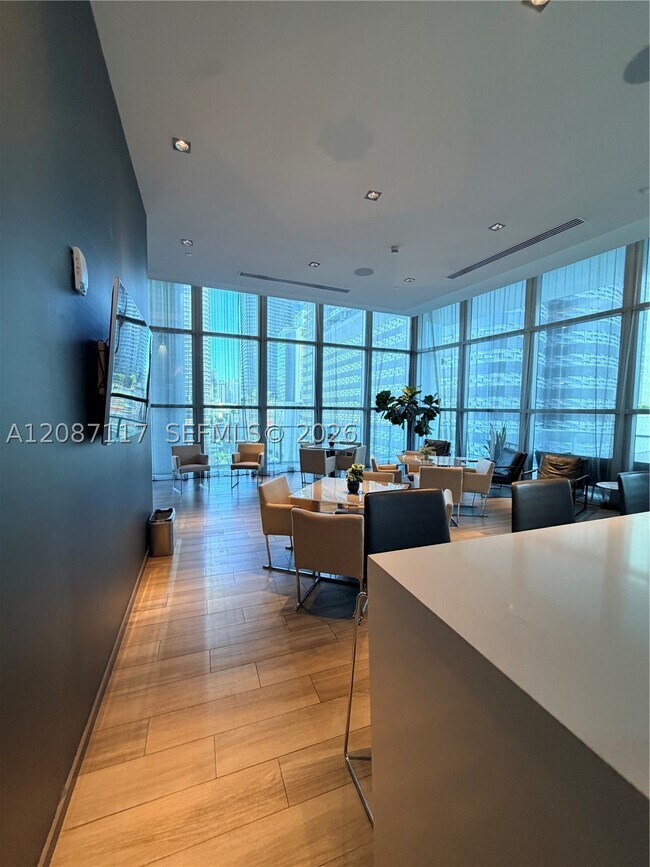 Building Photo - 1100 S Miami Ave
