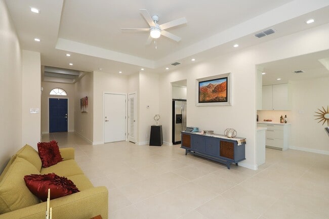 Building Photo - 306 Cinnamon Teal Loop