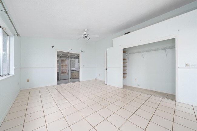 Building Photo - 245 Moonbeam Rd