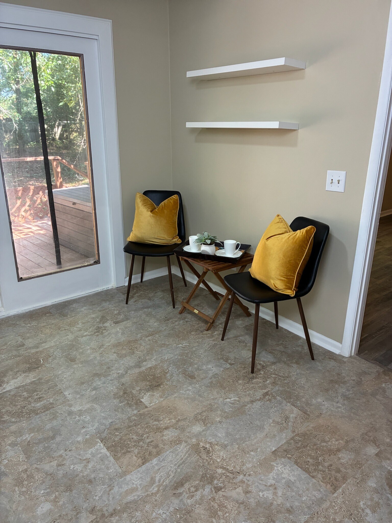 Building Photo - 410 Etowah Ave