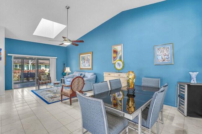 Building Photo - 6099 Waldwick Cir