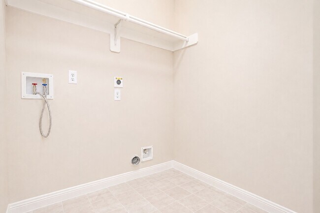 Building Photo - 22422 Cascade Springs Dr