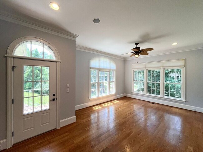 Building Photo - 1205 Enderbury Dr