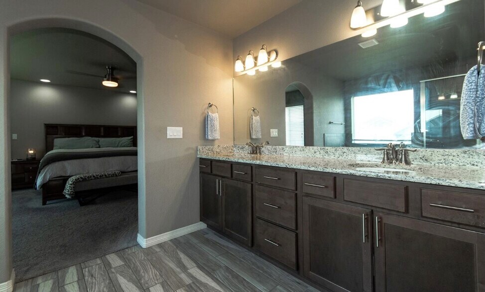 Building Photo - 8972 Pennycress Dr