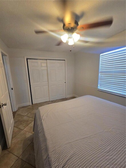 Building Photo - 3918 W Robson St