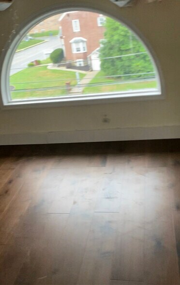 Building Photo - 3 N Swarthmore Ave