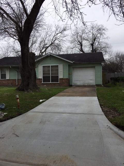 Building Photo - 9202 St Lo Rd