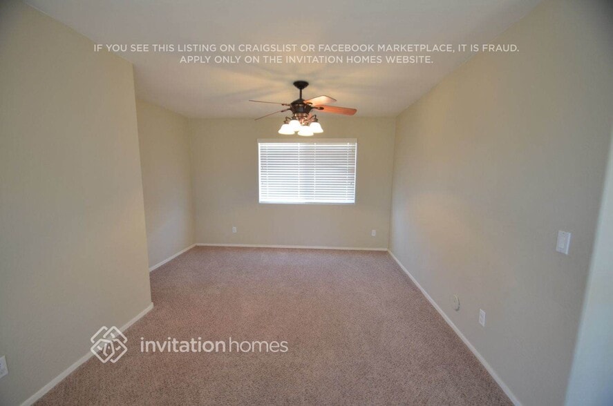 Building Photo - 8323 S 48th Ln