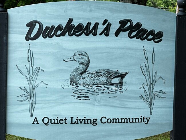 Building Photo - 100 Robbins Ave