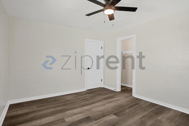 Building Photo - 265 Cherry Dr