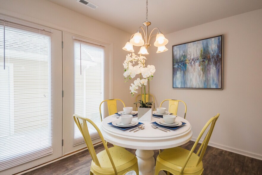 Building Photo - 271 Cane View Trl