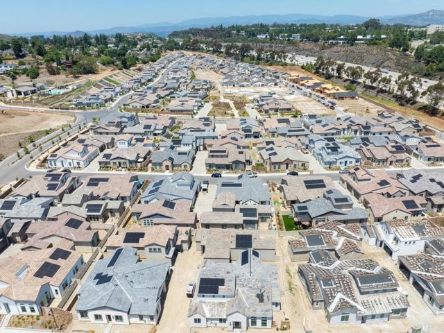 Building Photo - 12639 Elizabeth Wy