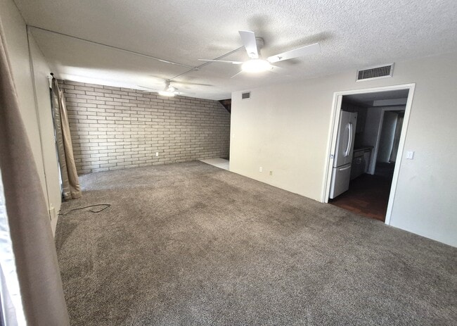 Building Photo - 5701 E Glenn St