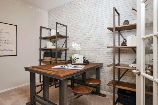 Building Photo - 10315 American Paint Wy