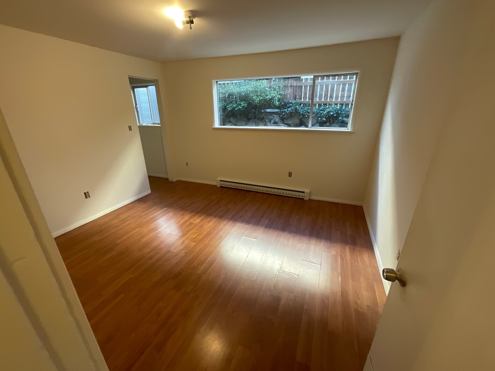 Building Photo - 935 N 85th St