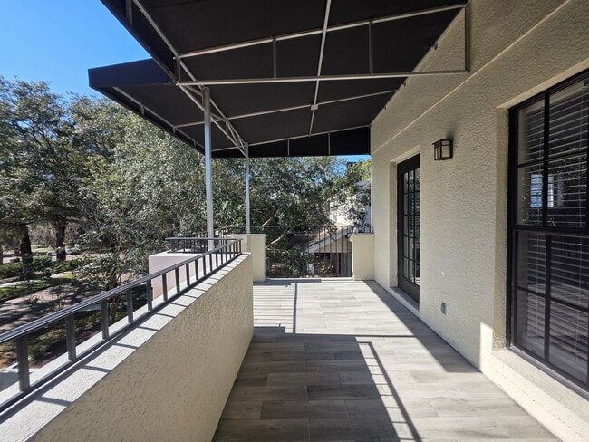 Building Photo - 637 Hillcrest St